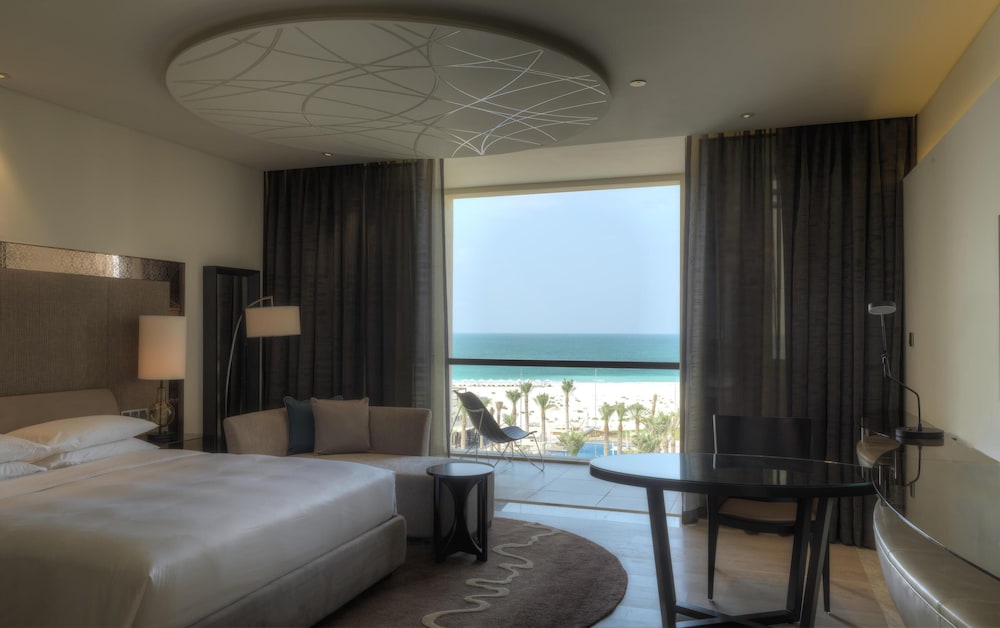 ROOM, KING BED, SEA VIEW