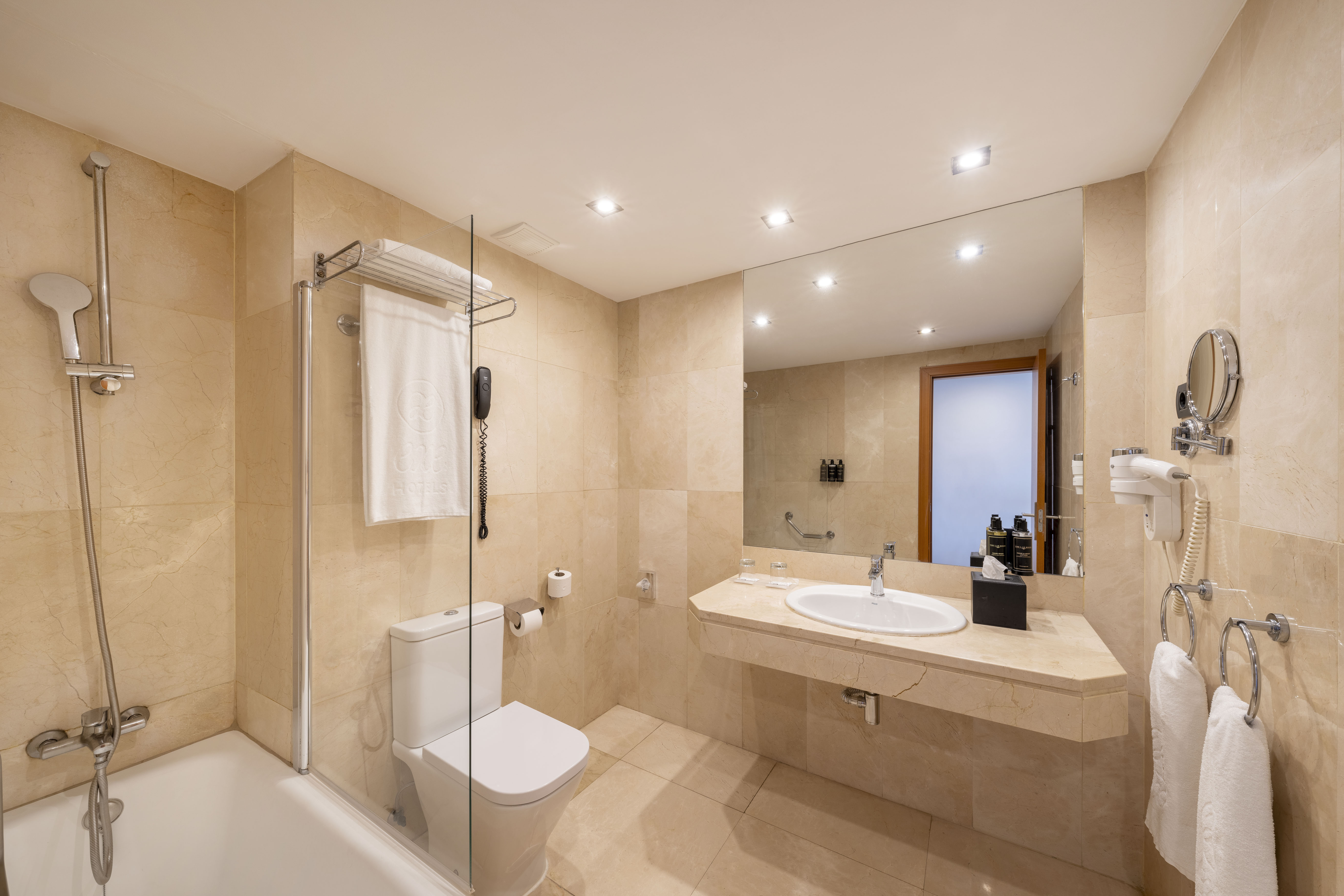 Room, Double Bed