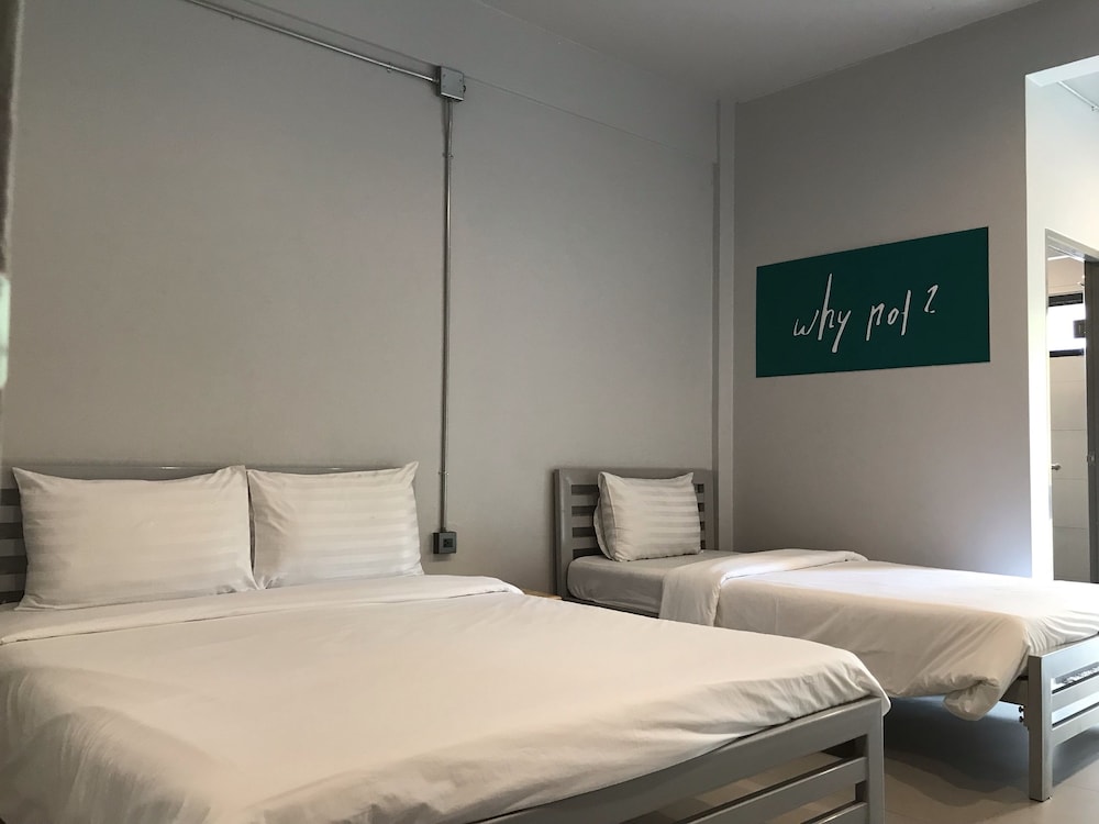S1 Hostel 10/61