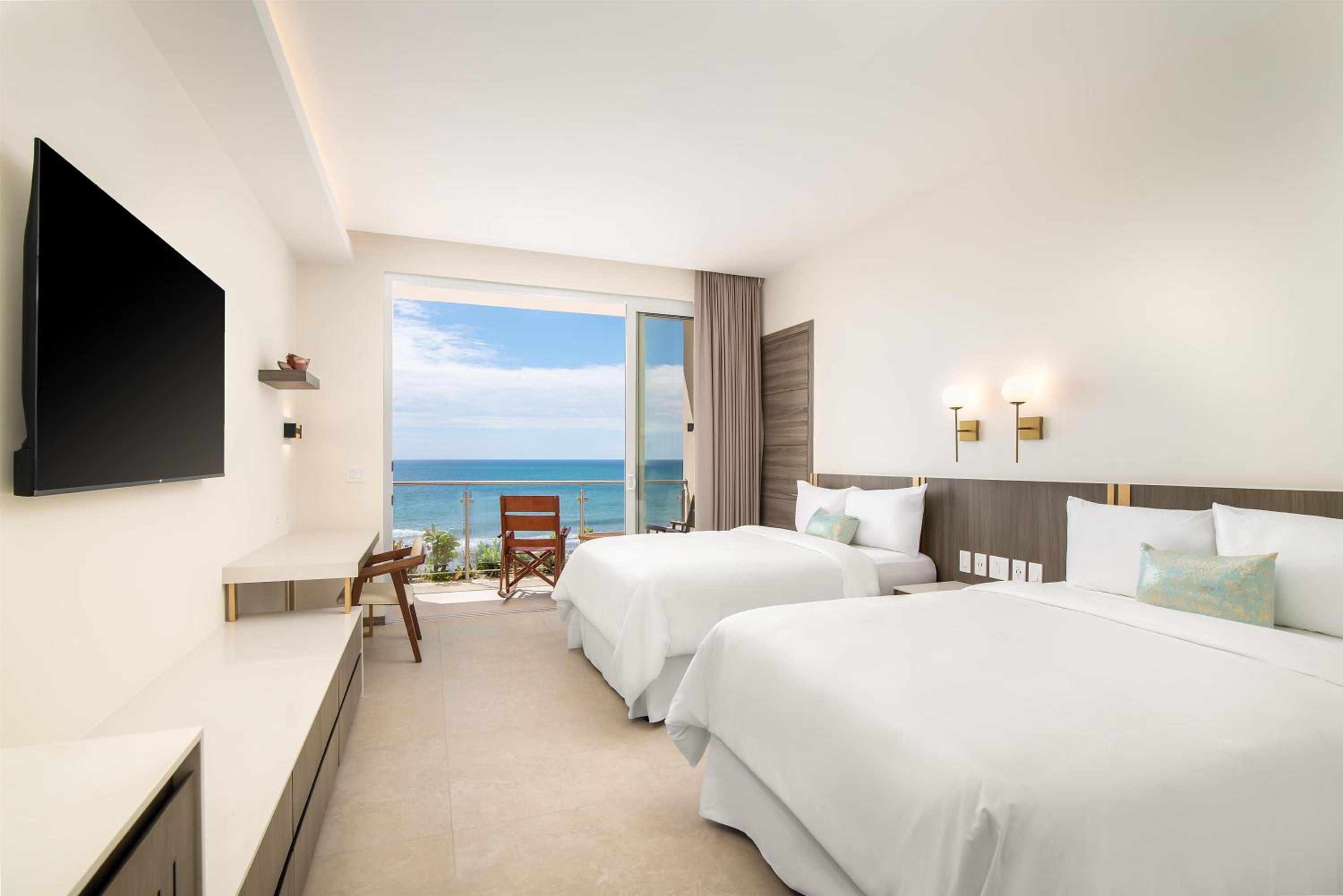 Claritas Beach Bar & Resort, WorldHotels Elite 27/70