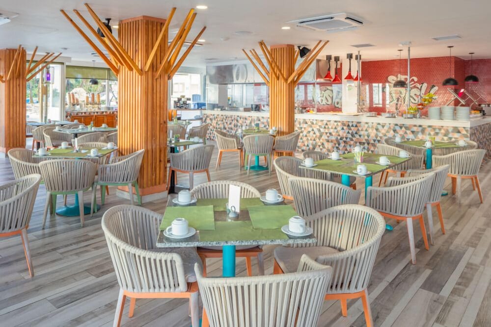 Decameron Maryland 38/50