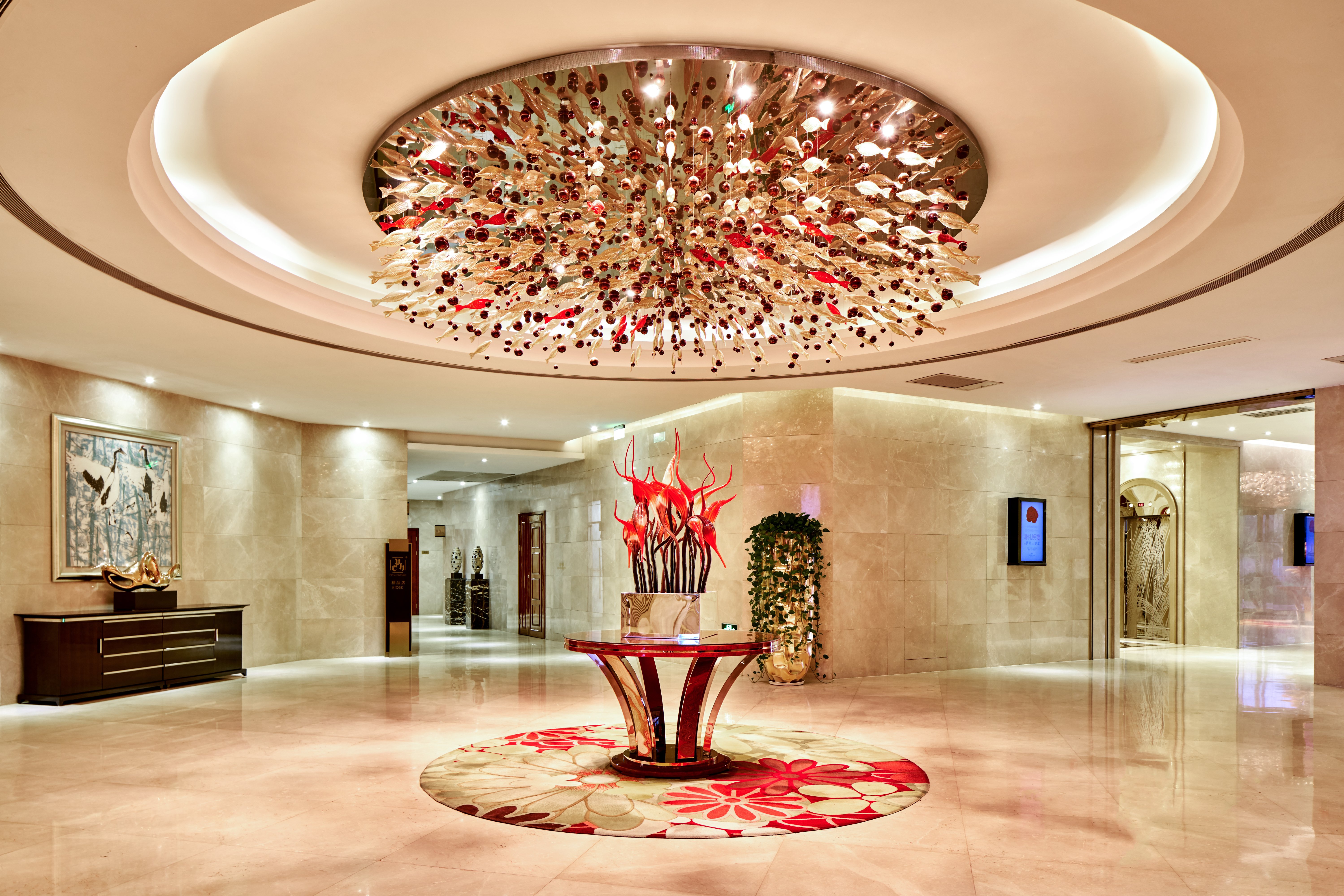 CROWNE PLAZA ZHENJIANG 9/76