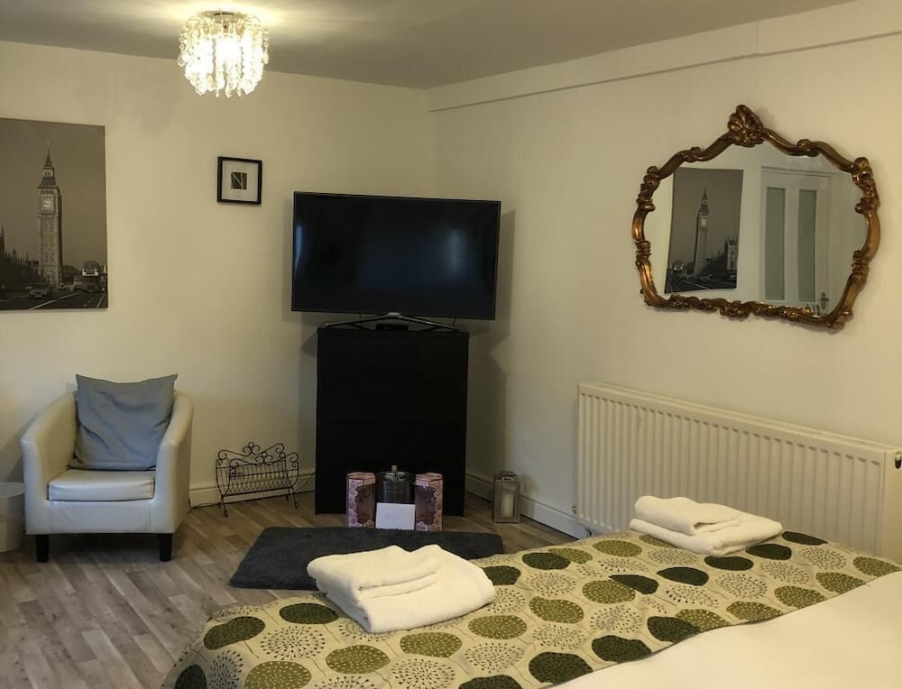 Trinity House B&amp;B 22/28