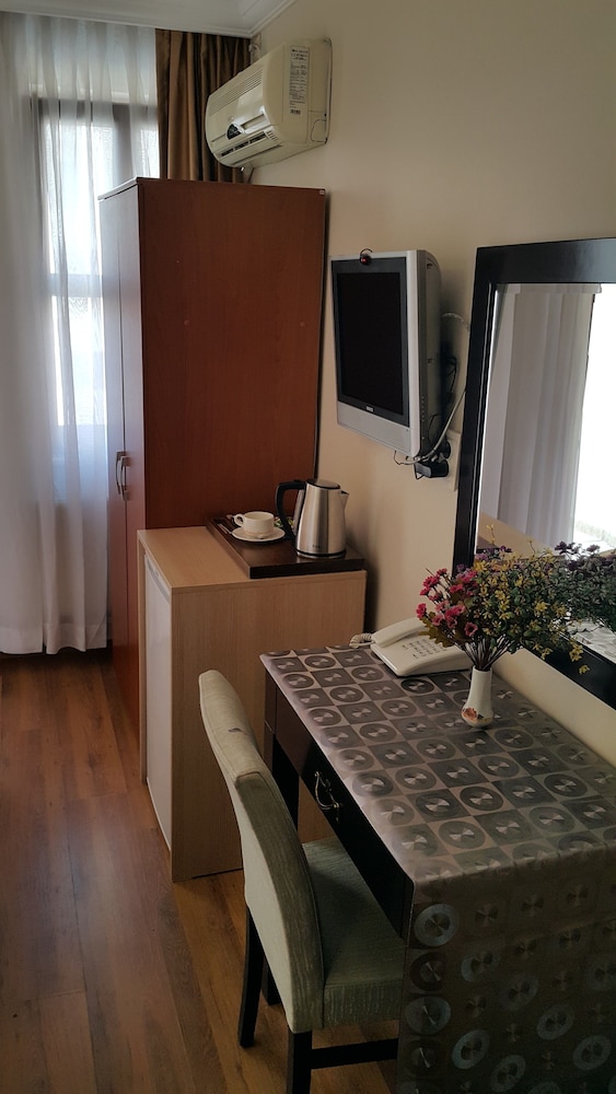 Arven Boutique Hotel 51/69