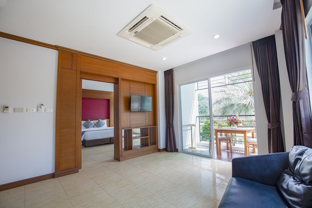Sungthong Kamala Beach Resort 20/41