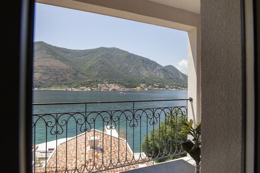 Huma Kotor Bay Hotel & Villas 33/79