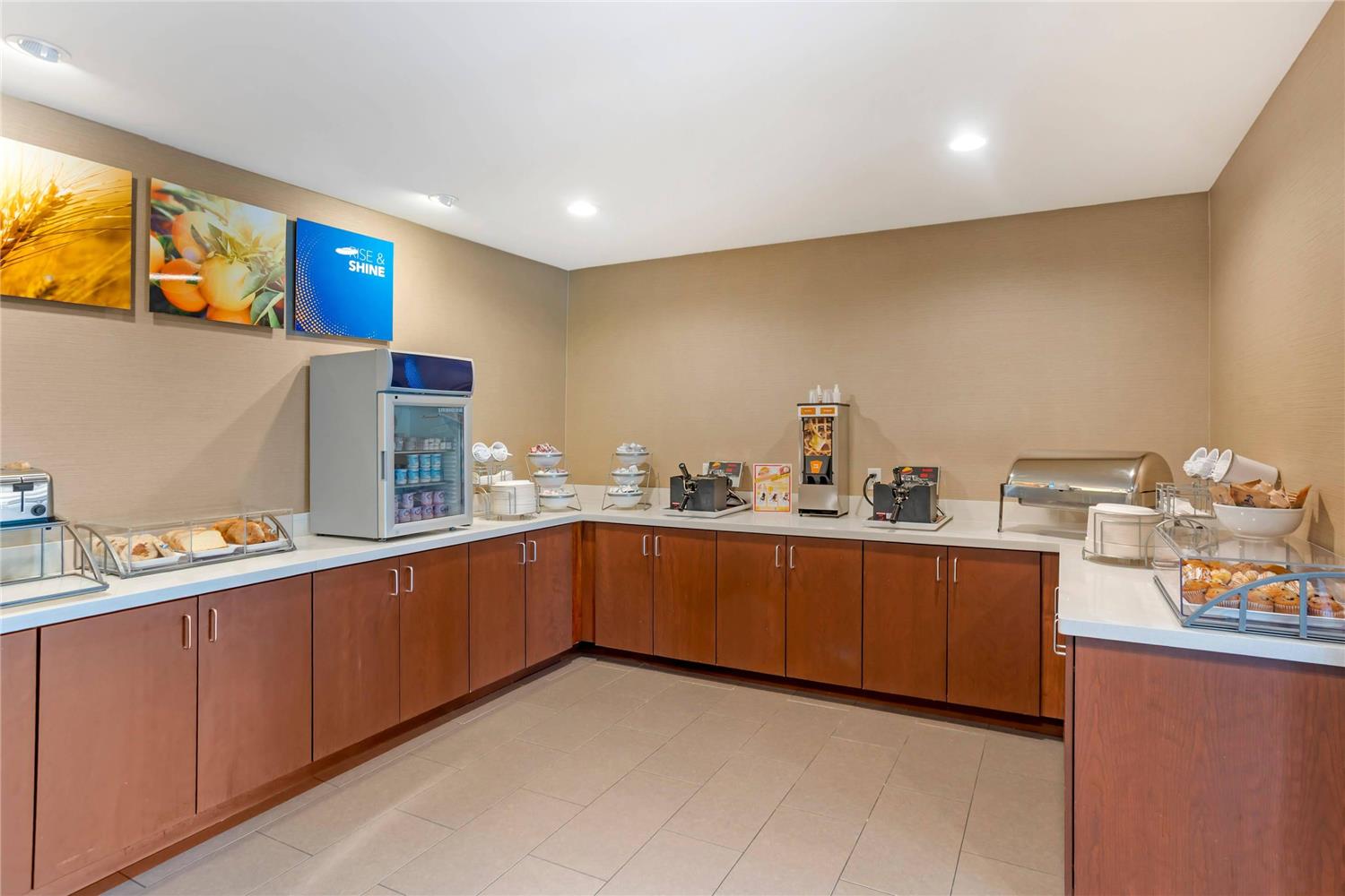 Comfort Inn & Suites Gap Amish Country 4/22