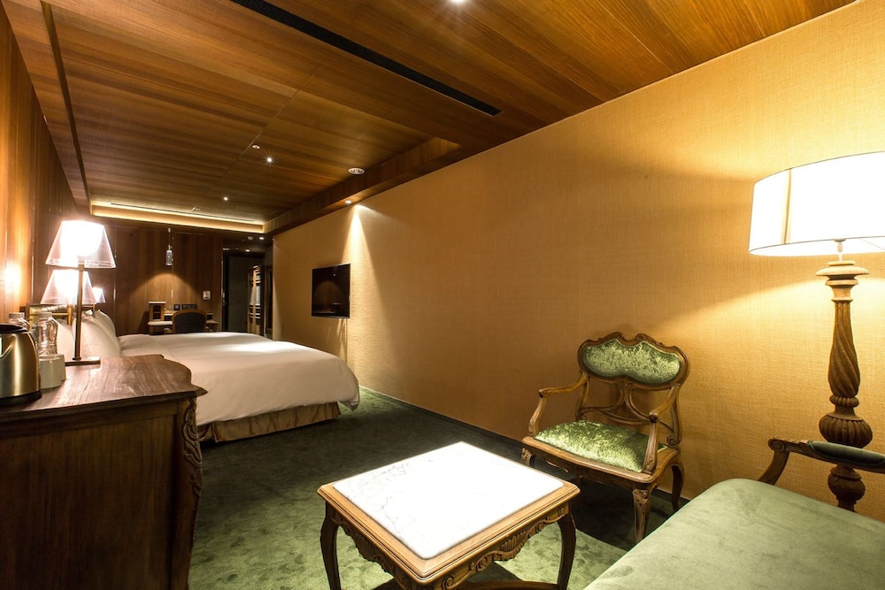 Inhouse Hotel Grand 38/65