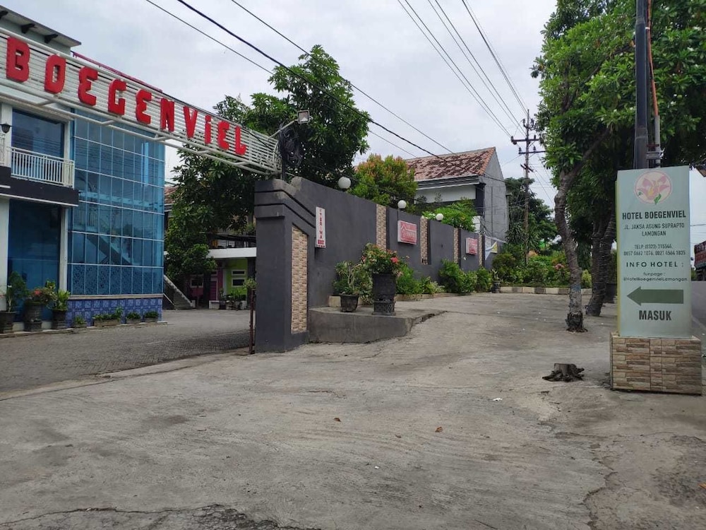 Hotel Boegenviel Syariah 30/32
