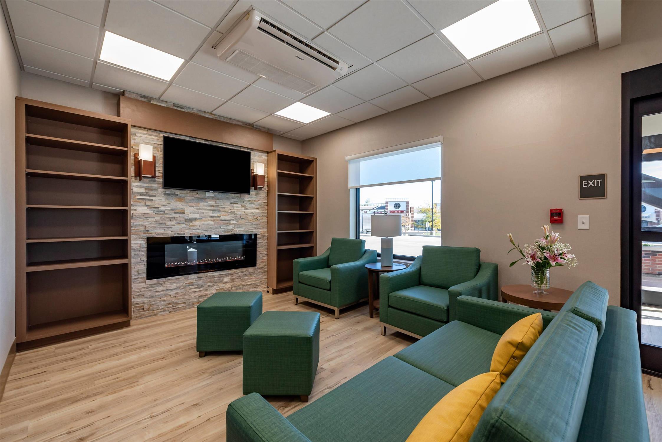 Comfort Suites Colorado Springs East - Medical Center Area 28/31