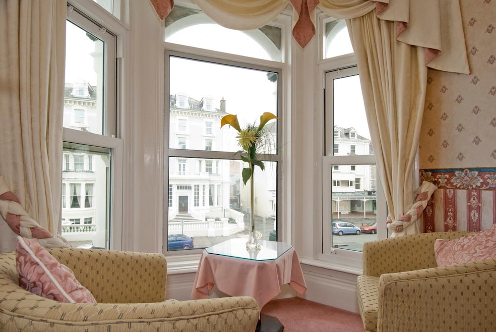 White Heather Hotel 30/50