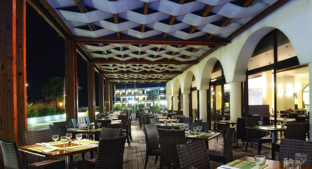 Sol By Melia Cosmopolitan Rhodes 64/74