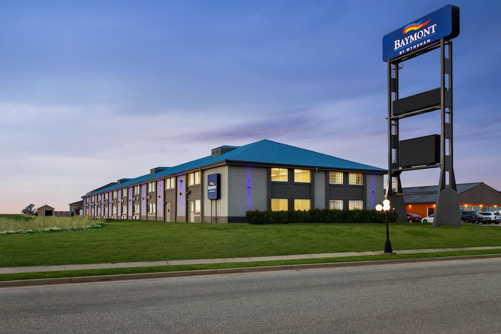 Baymont by Wyndham Blackwell I-35 6/71