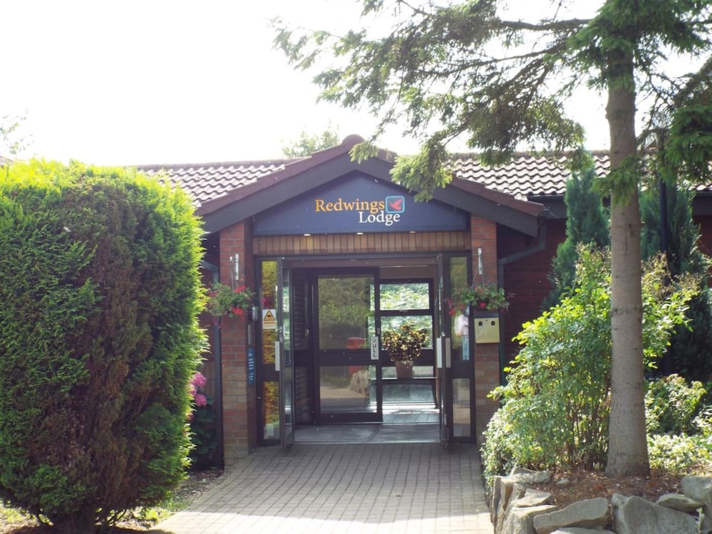 Redwings Lodge Dunstable 2/33