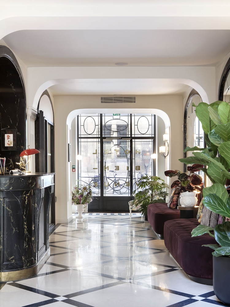 Hotel Bienvenue 42/56