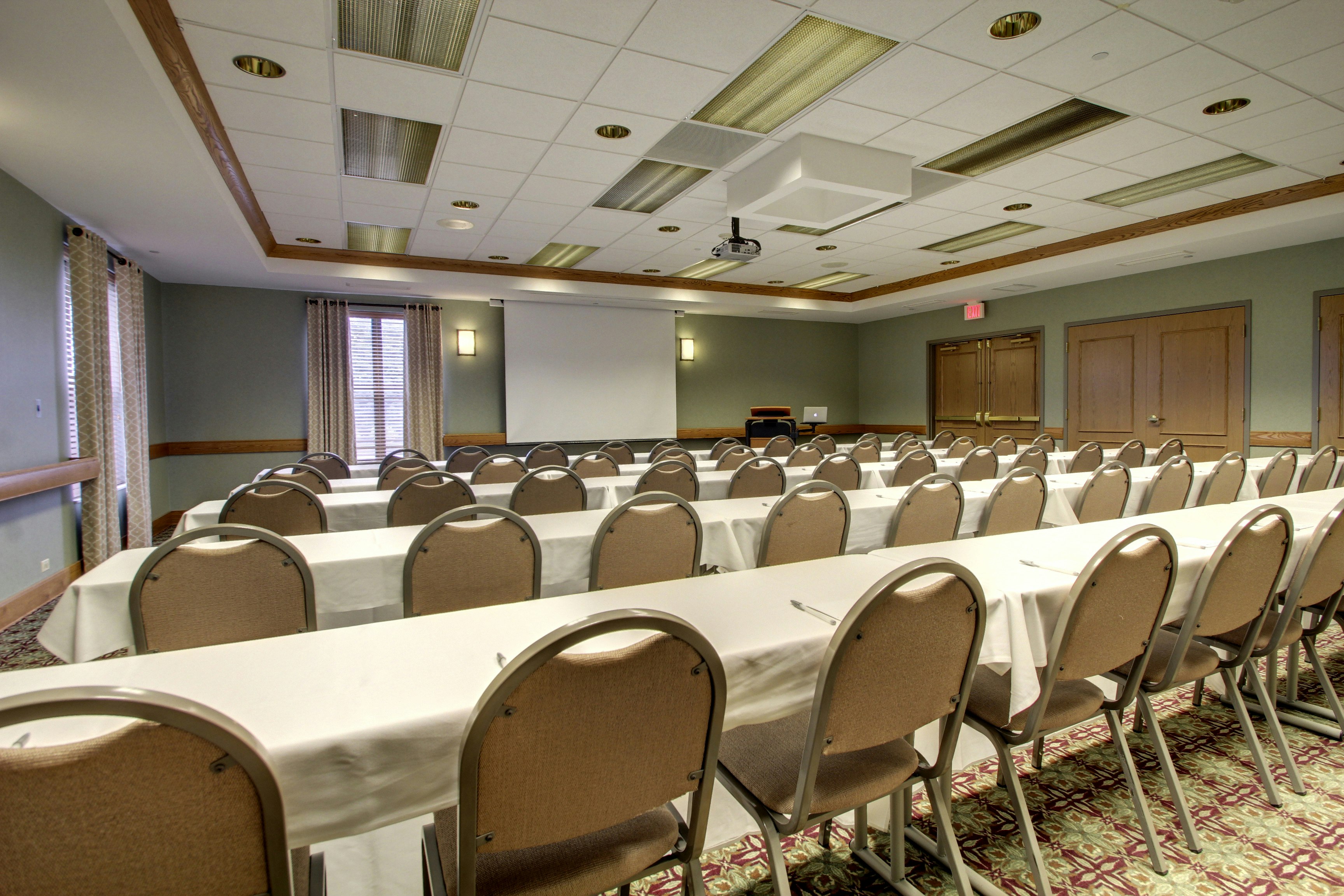 Hampton Inn And Suites Chicago Aurora 22/28