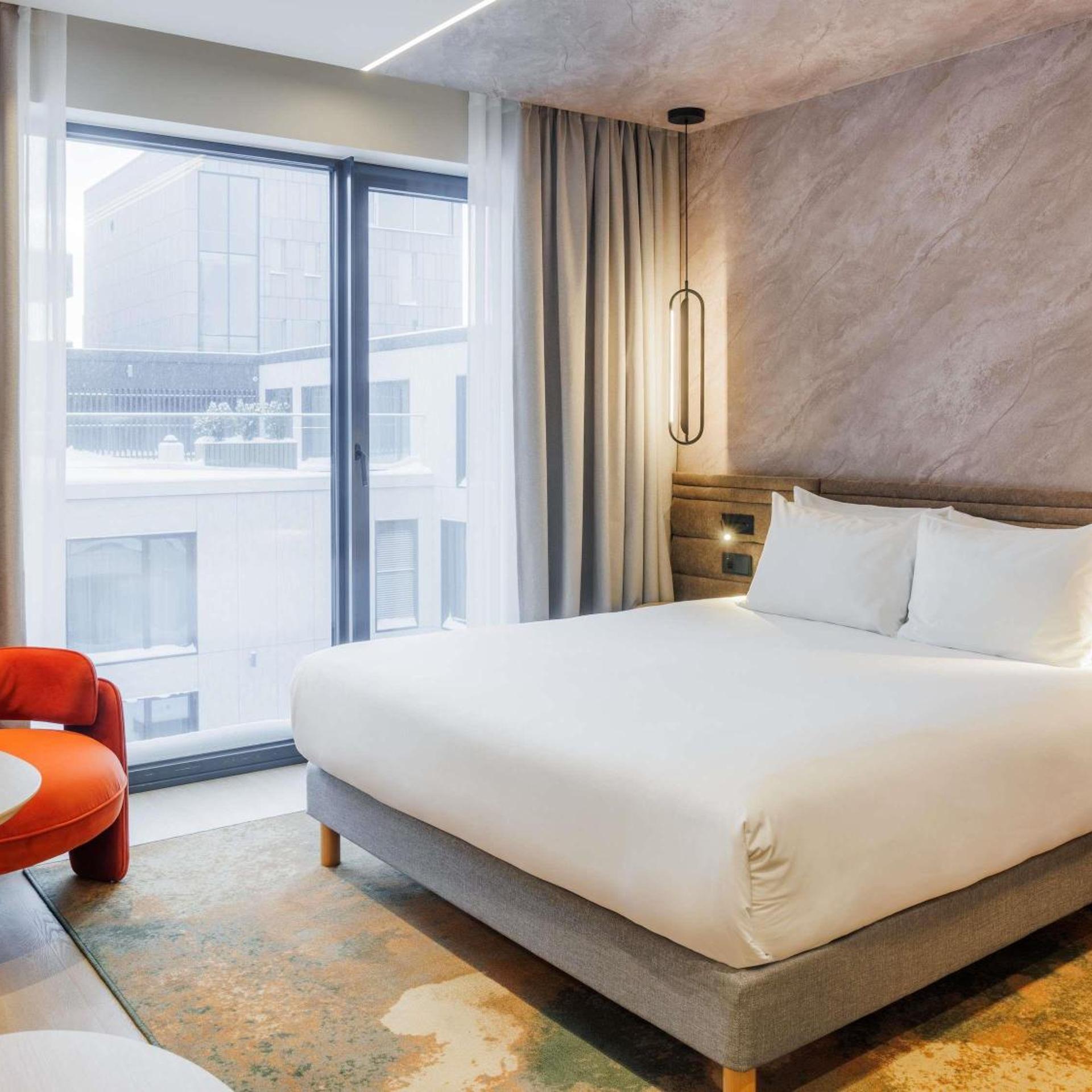 Deluxe, Family, King Bed, Old Town View, Sofa