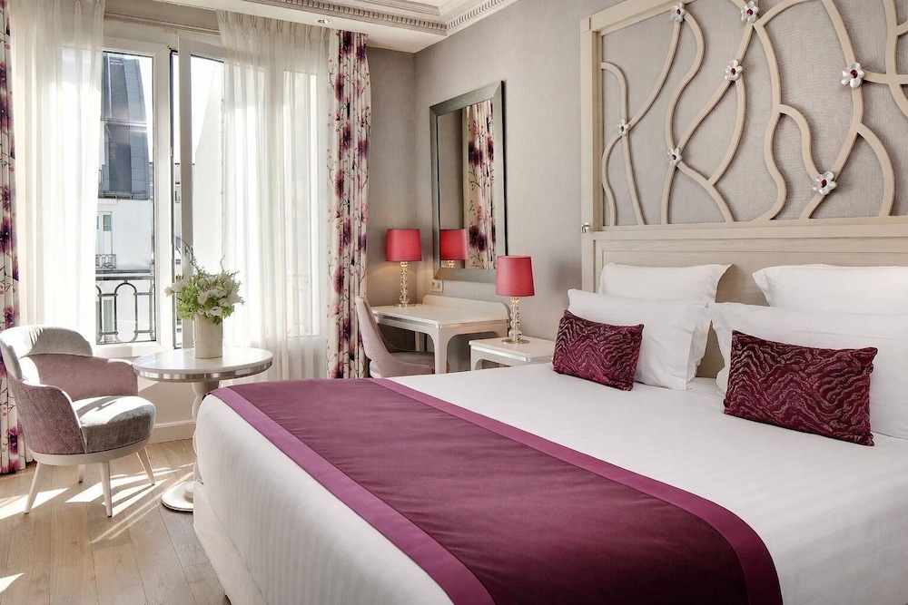 Hotel Rochester Champs-Elysees 26/68