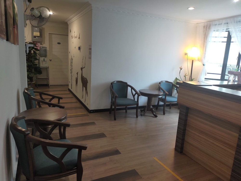 Hong Kong Hotel 50/70