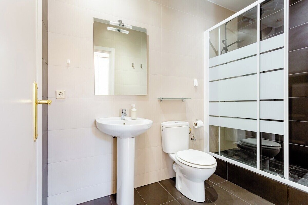 Hostal Siscinc - Adults Only 48/53