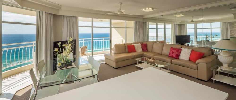 2ND AVENUE BEACHSIDE APARTMENTS 53/73