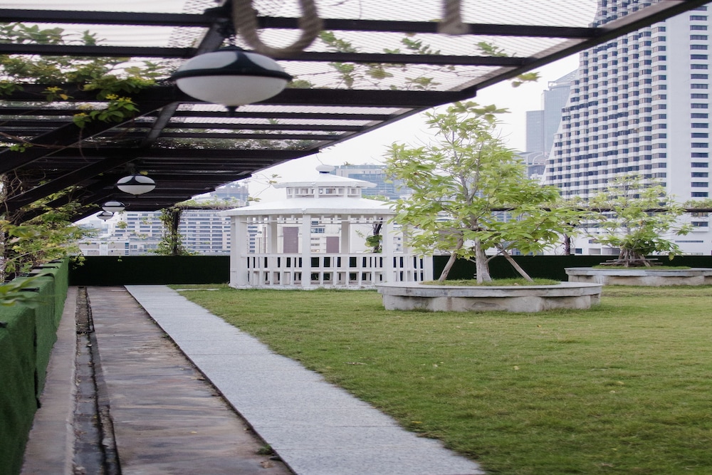 Hope Land Hotel & Residence Sukhumvit 8 69/77