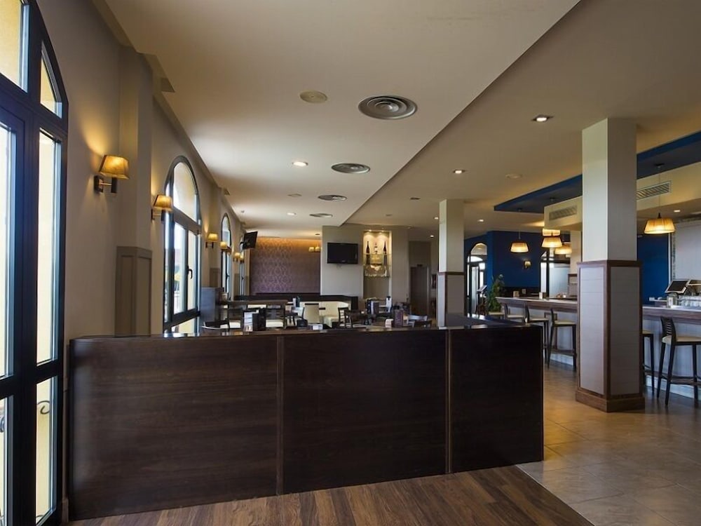 Hotel Cortijo Santa Cruz 6/20