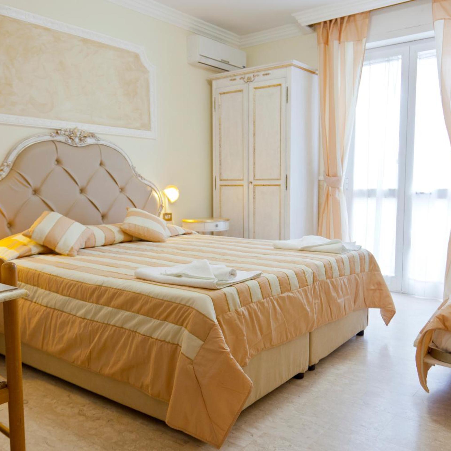 غرفة كومفورت رباعية، Tahiti Hotel 10/10