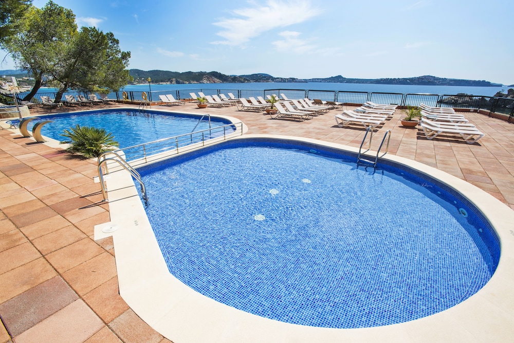 Hotel Cala Fornells 28/50