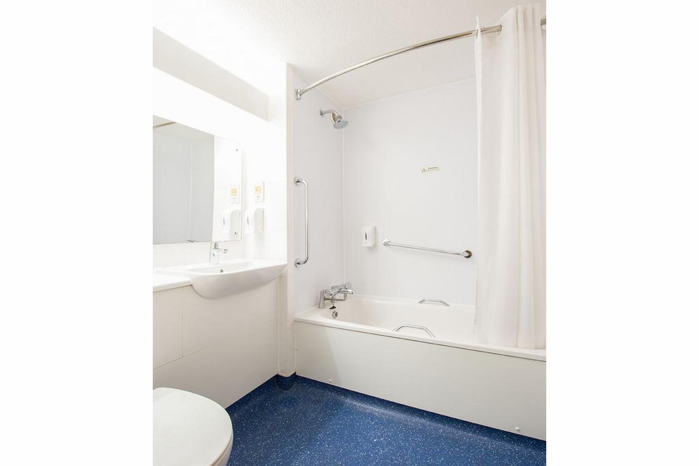 Travelodge Dumfries 14/14