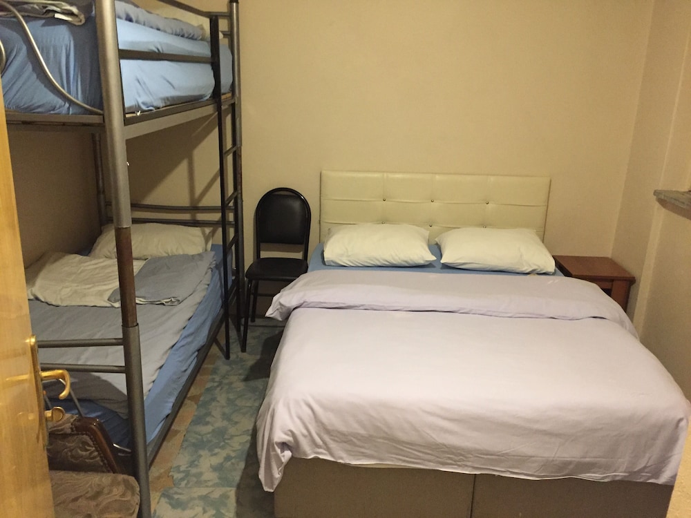 Istanbul Paris Hotel And Hostel 34/74