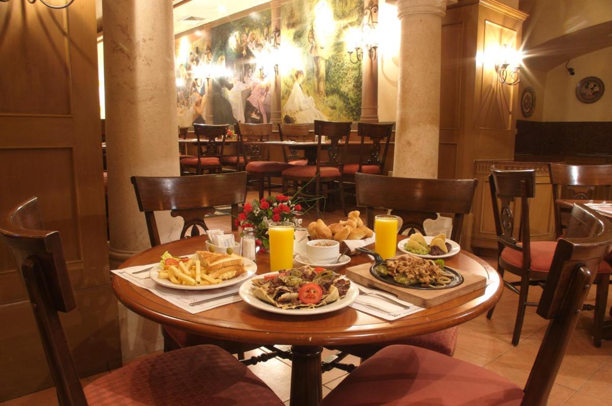 Hotel Hacienda Real 32/51