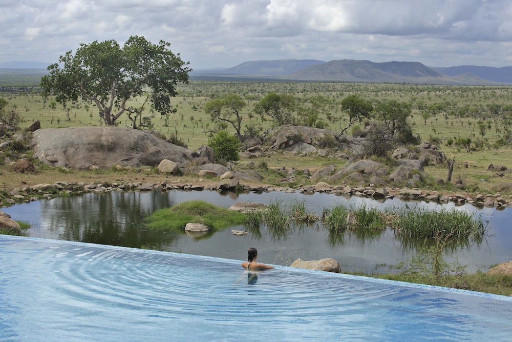 Four Seasons Safari Lodge Serengeti, Tanzania 2/66