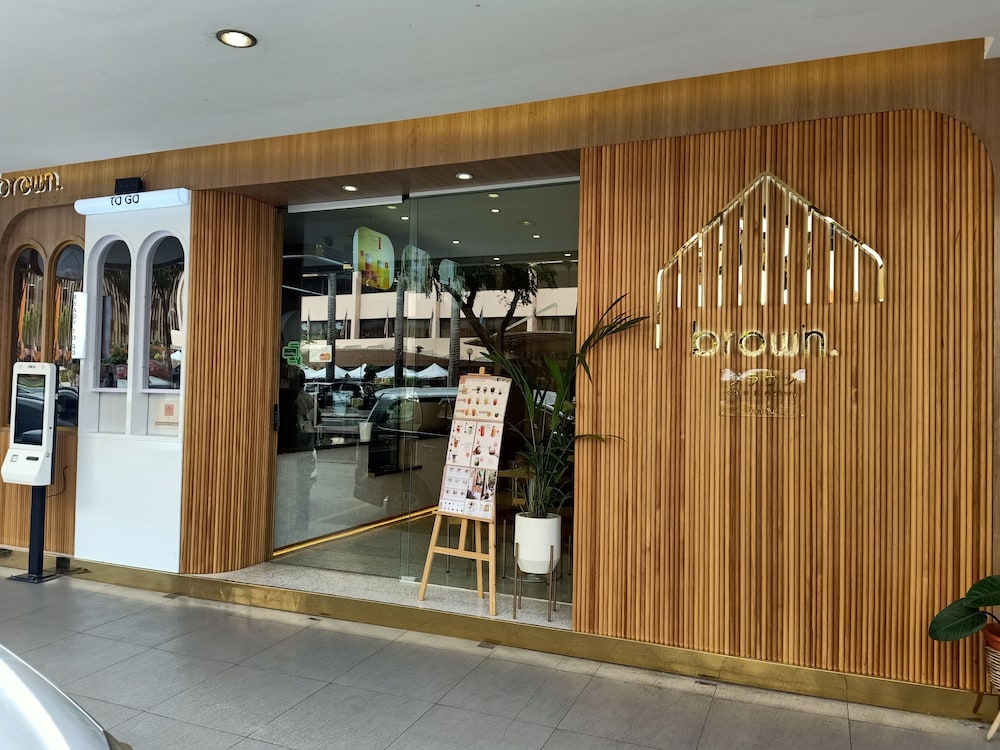 Kinabalu Daya Hotel 11/72