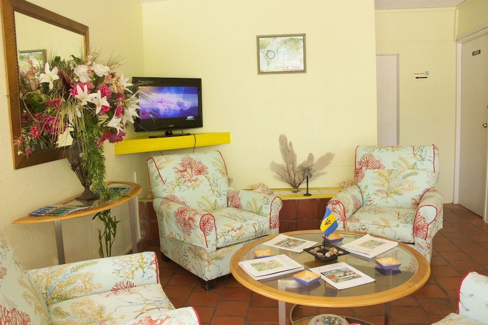 Palm Garden Hotel 20/50