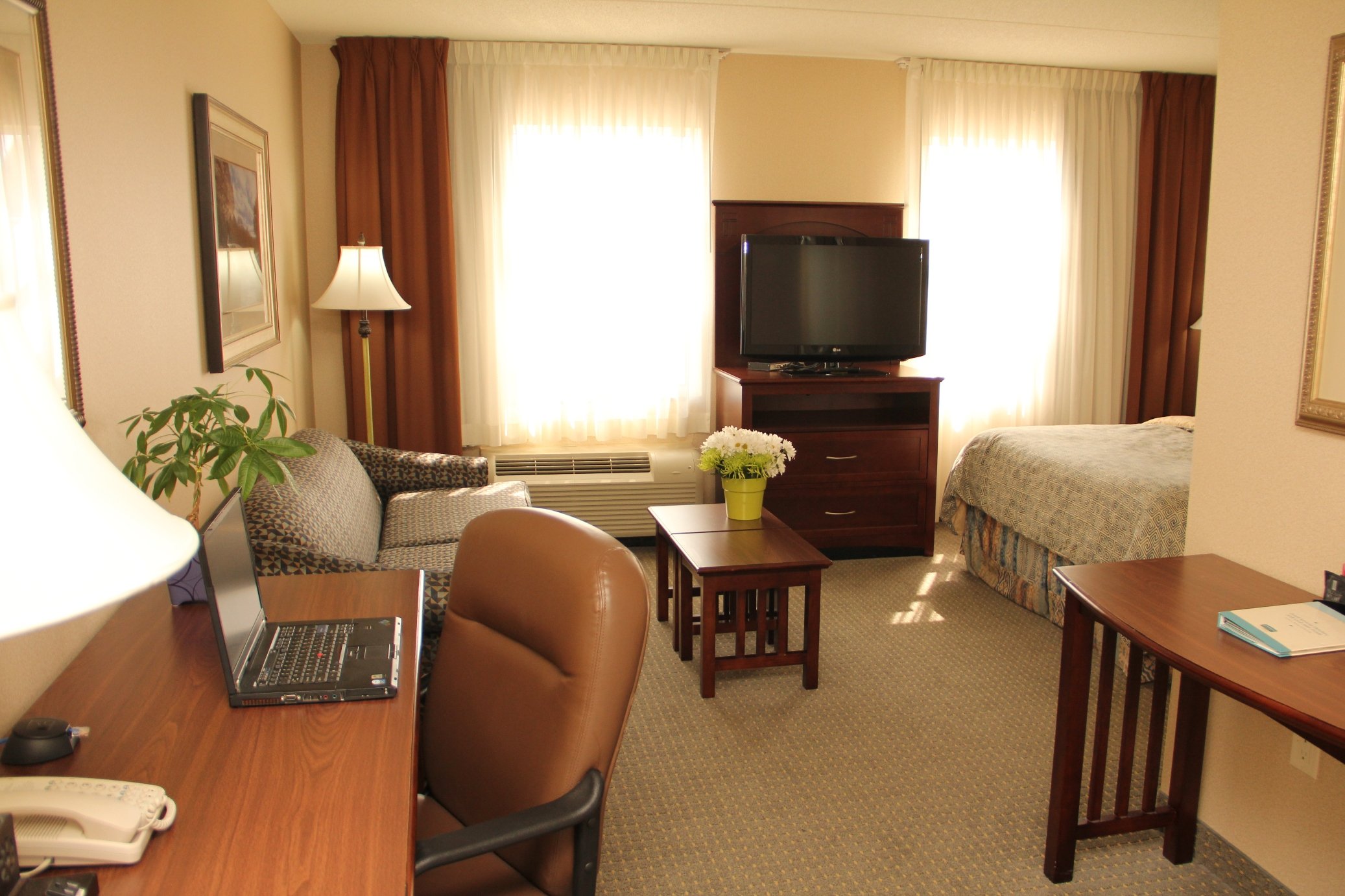 Staybridge Suites London 36/55