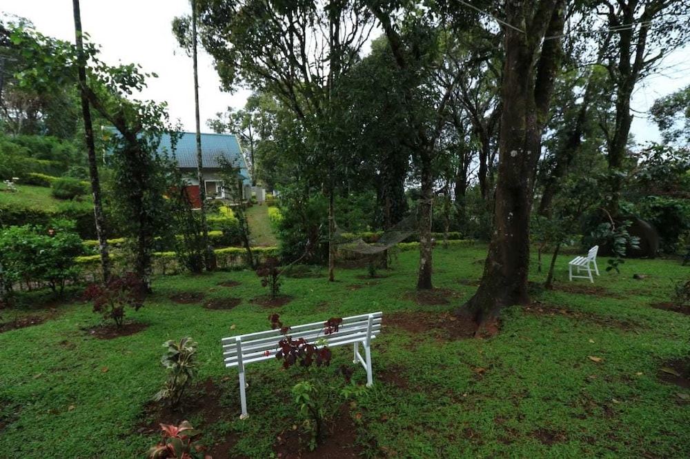 Ambady Estate 20/42