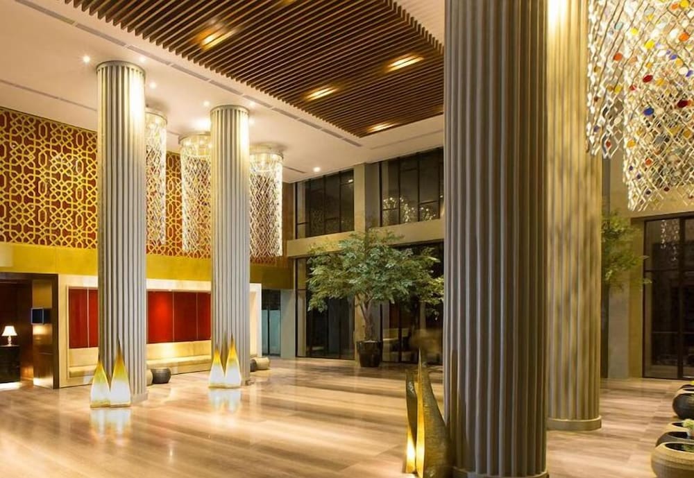 Emersia Hotel and Resort Batu Sangkar 4/16