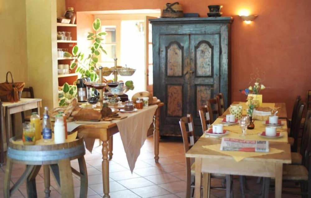 Auberge D Anthy 37/50
