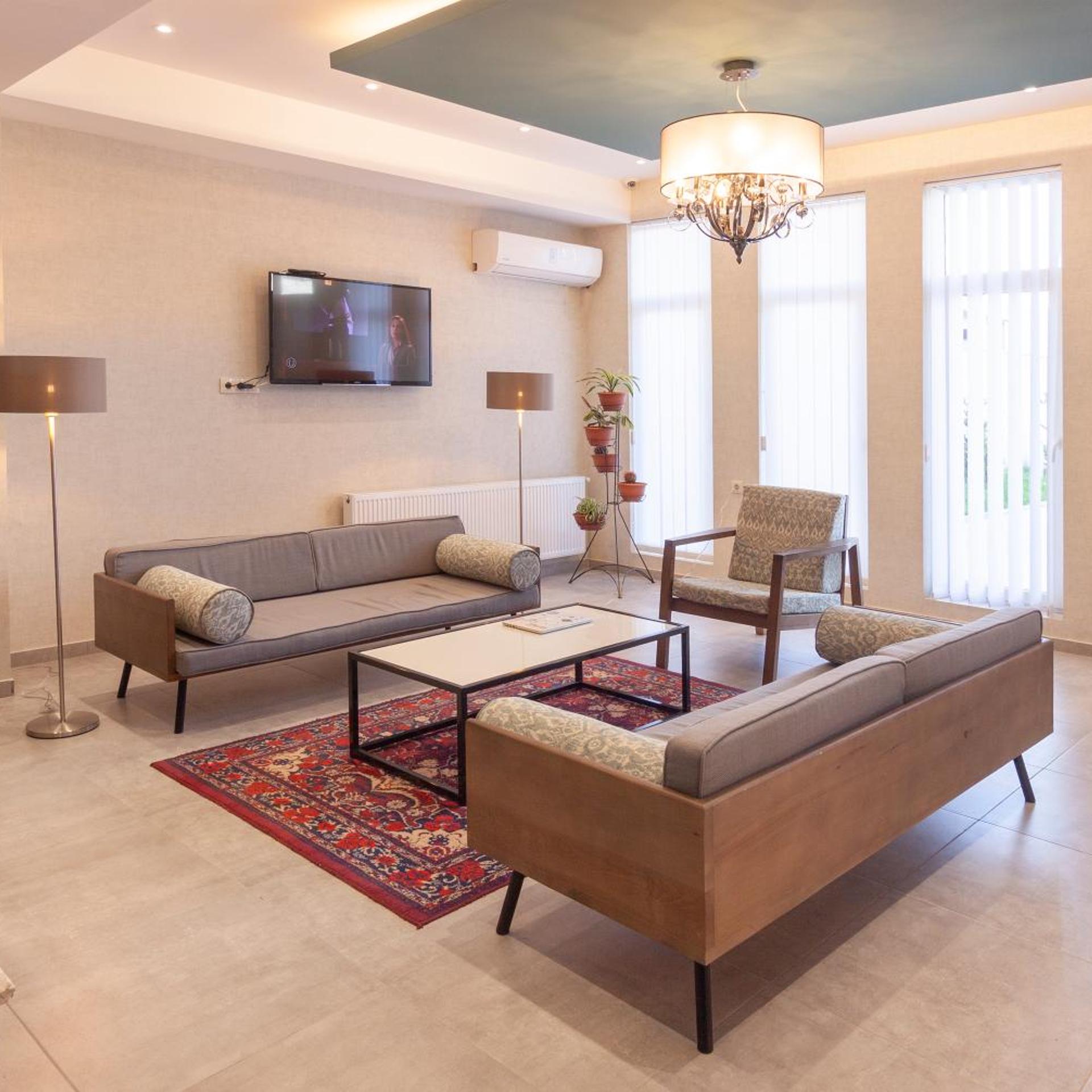 Hotel Amser 24/43