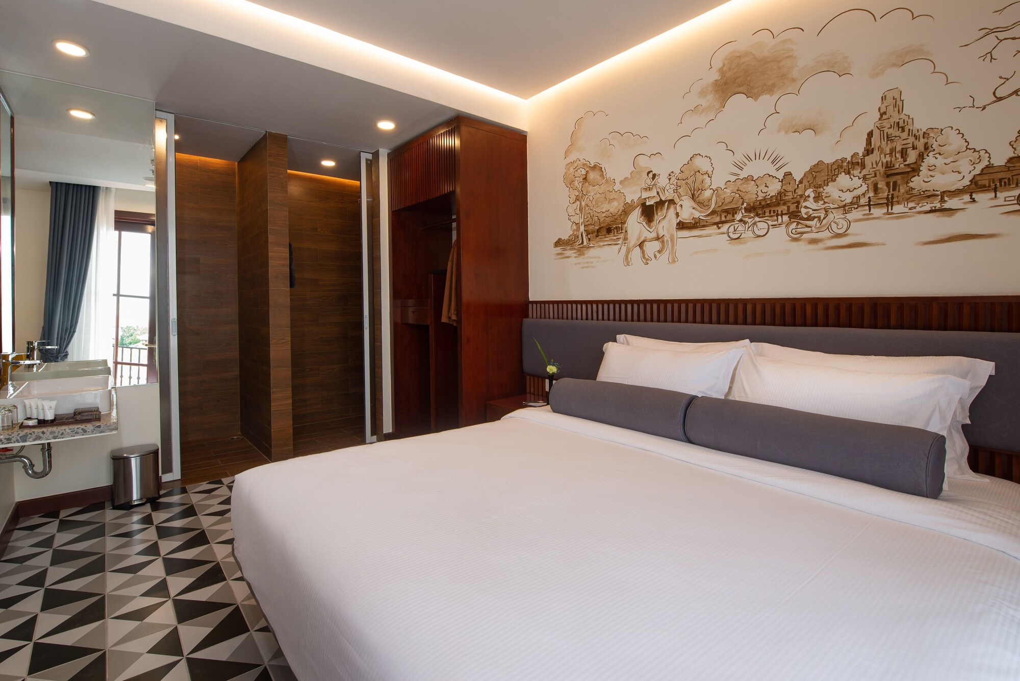 ROOM, KING BED, PRIVATE BATHROOM