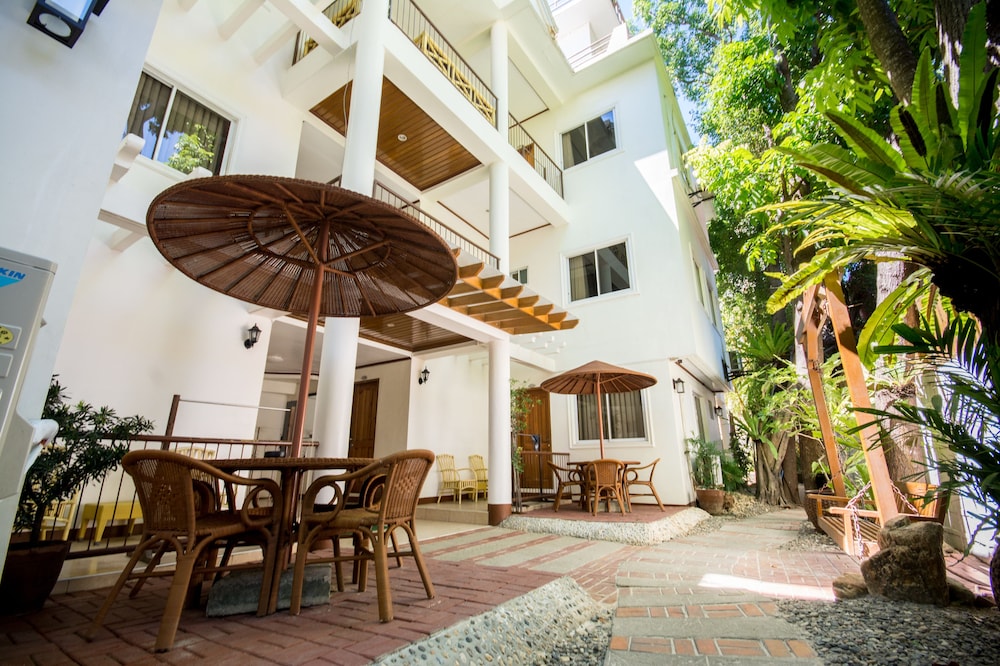 Sur Beach Resort Boracay 47/70