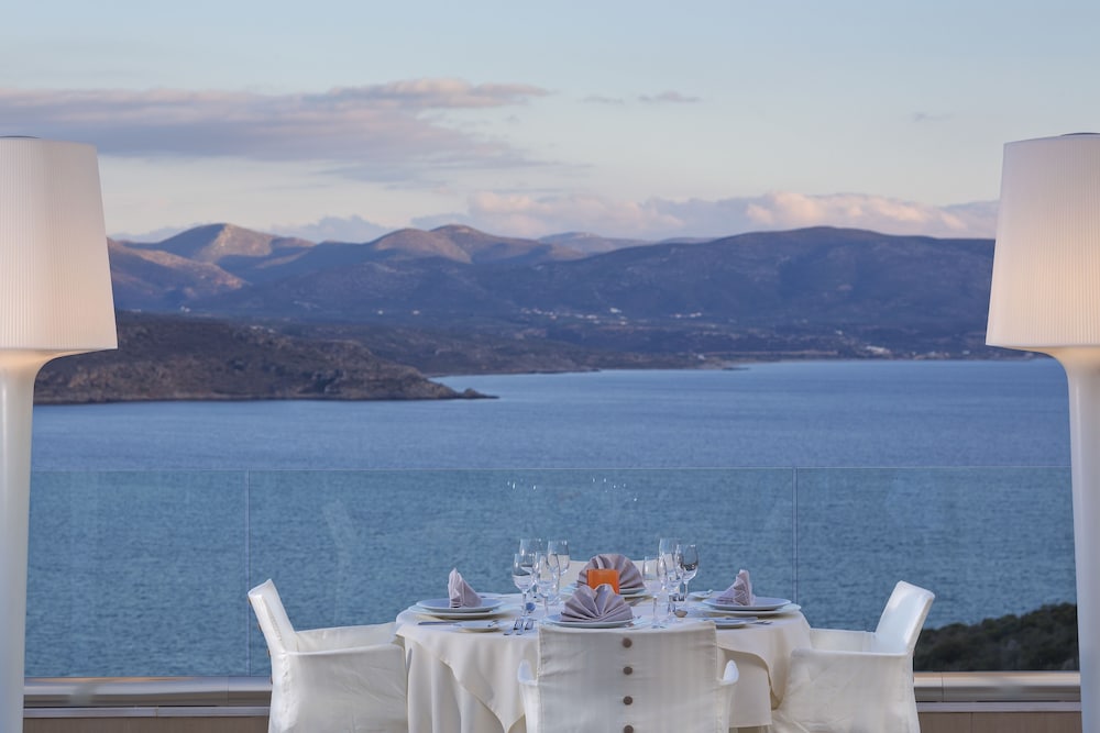 Princess Kyniska Suites 54/65