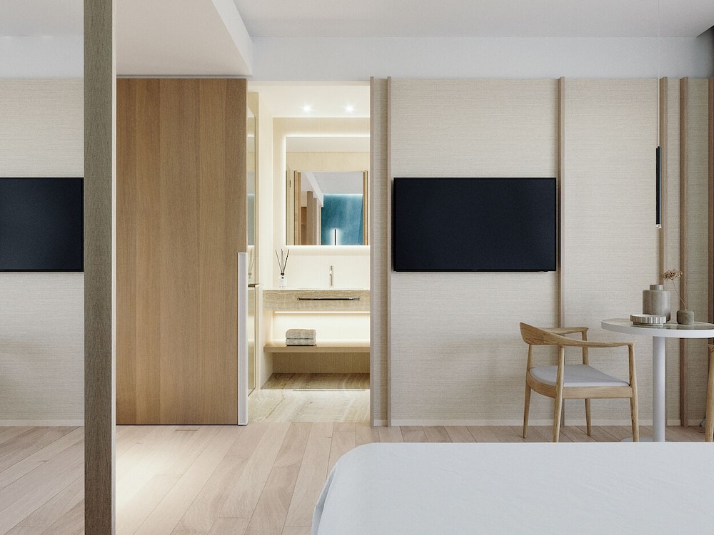 Hotel Emilia 30/48