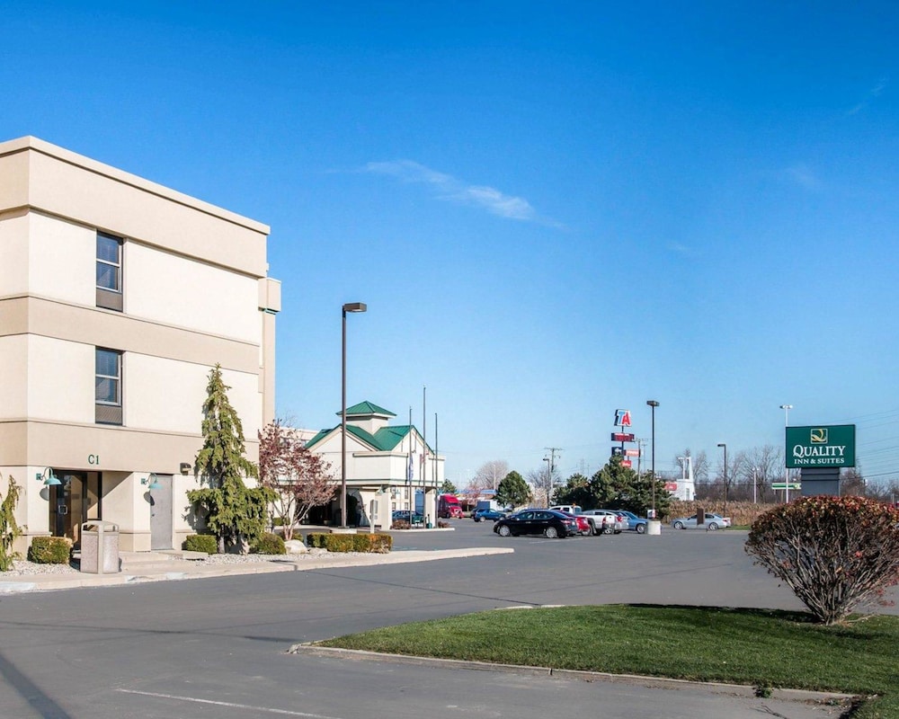 Quality Inn & Suites Monroe 3/48
