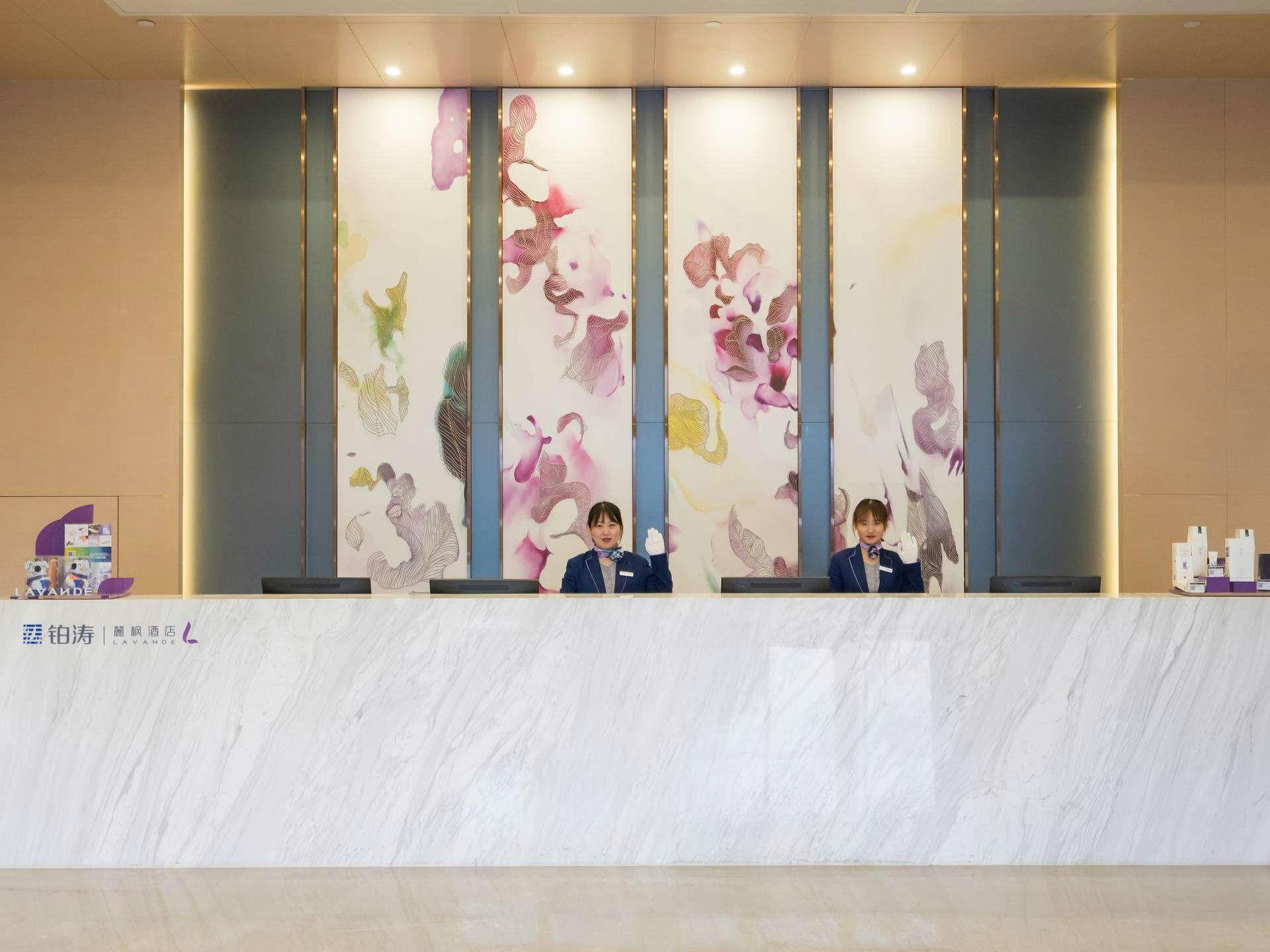 Li Feng Hotel (Wuhan Jinyinhu store) 5/49
