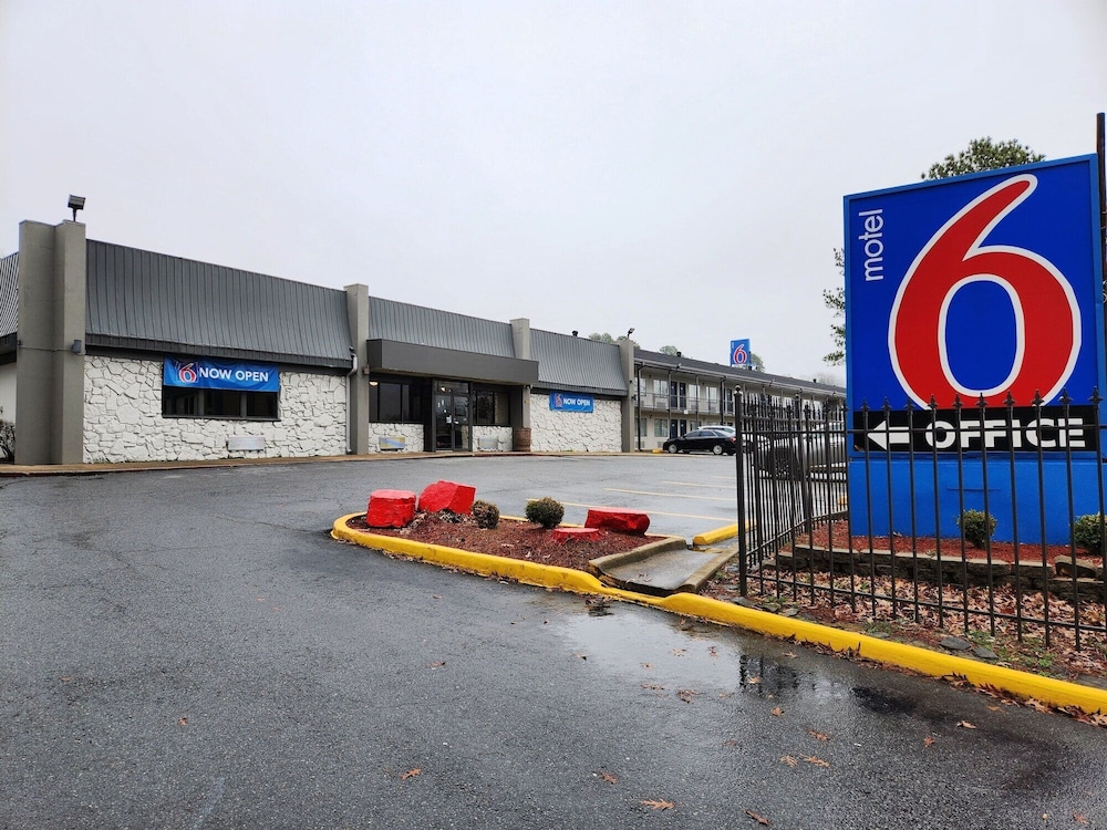 Motel6 North Little Rock, AR 35/43