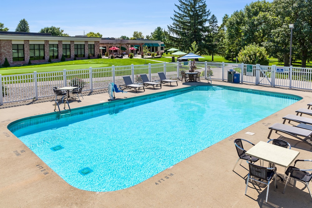 Lake Okoboji Resort and Conference Center 3/53