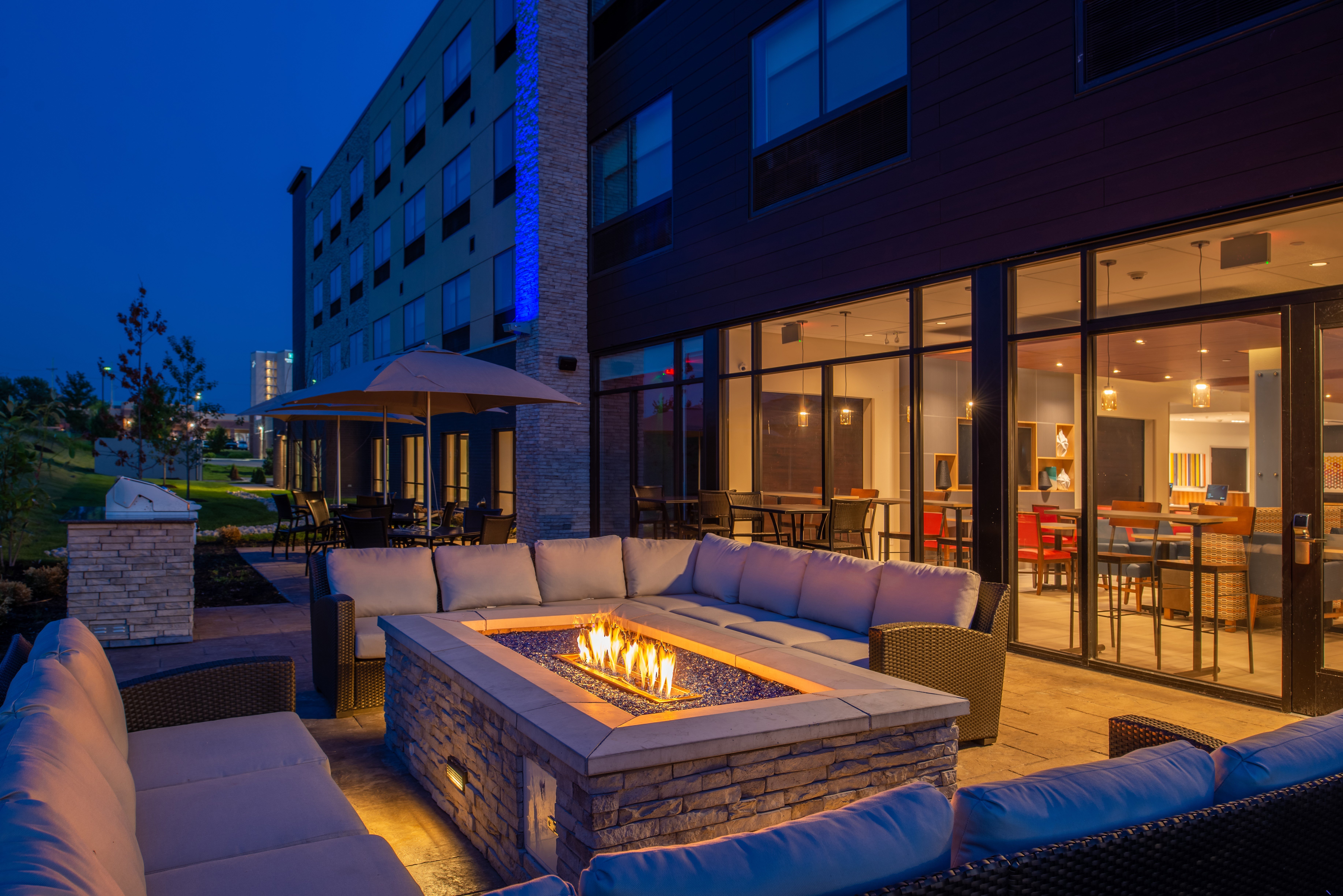 Holiday Inn Express & Suites Olathe West 36/60