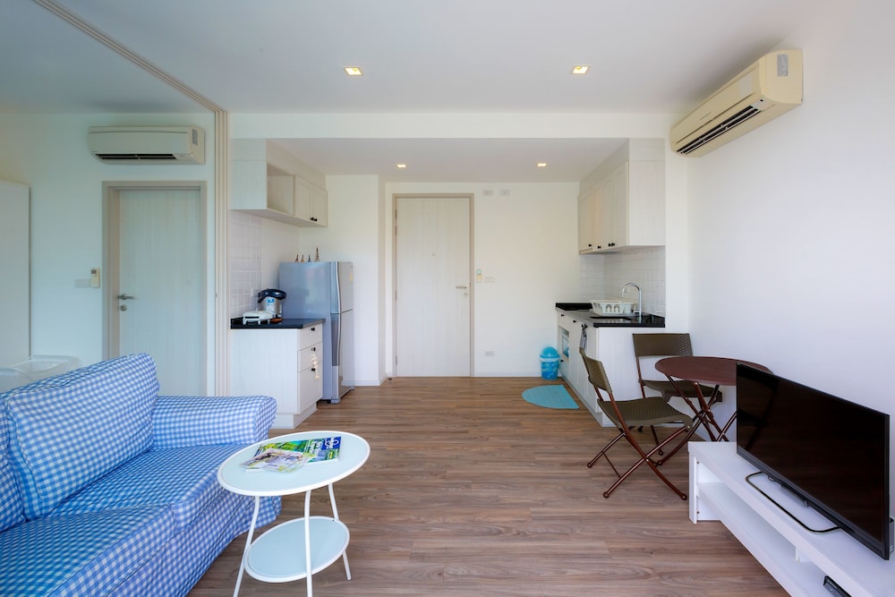 Summer Hua Hin Condominium 40/66